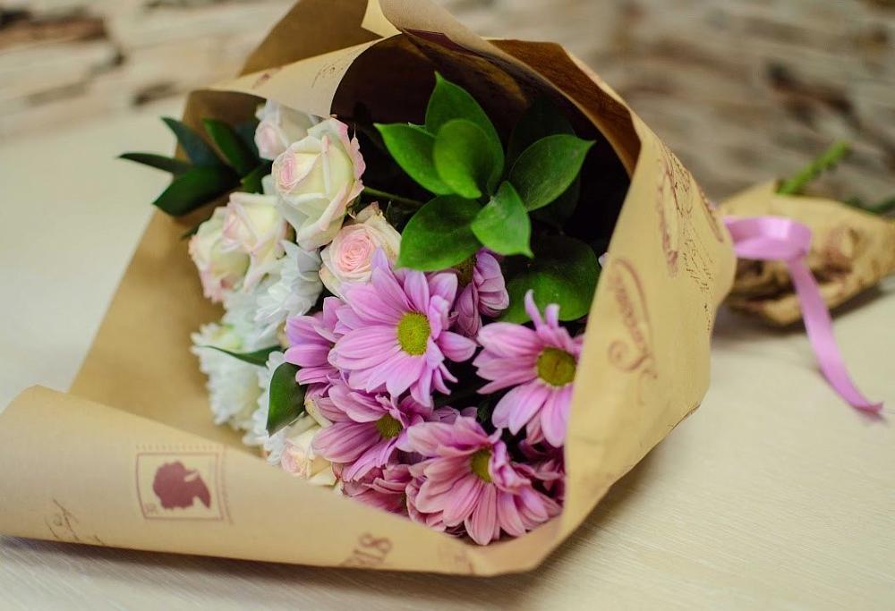 Букет цветов из: Розы и Хризантемы в Галюгаевской