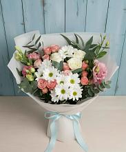 Букет цветов из:  Розы, Лизиантусы и Хризантемы в Галюгаевской