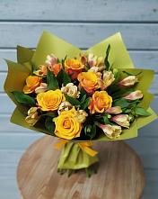 Букет цветов из:  Альстромерии и Розы в Галюгаевской