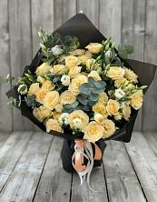 Букет цветов из:  Розы и Лизиантусы в Галюгаевской