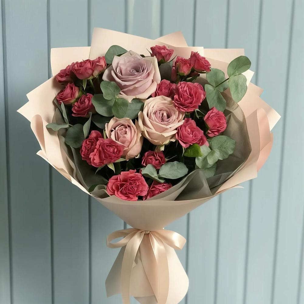 Букет цветов из: Гвоздики и Розы в Галюгаевской