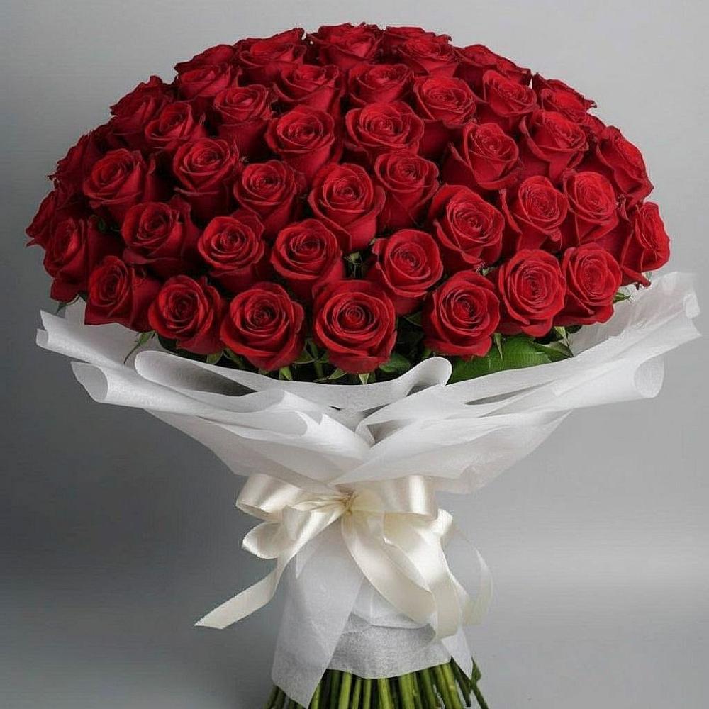 Букет 101 Красная роза Блэк Мэджик в Галюгаевской