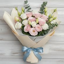 Букет цветов из:  Лизиантусы в Галюгаевской