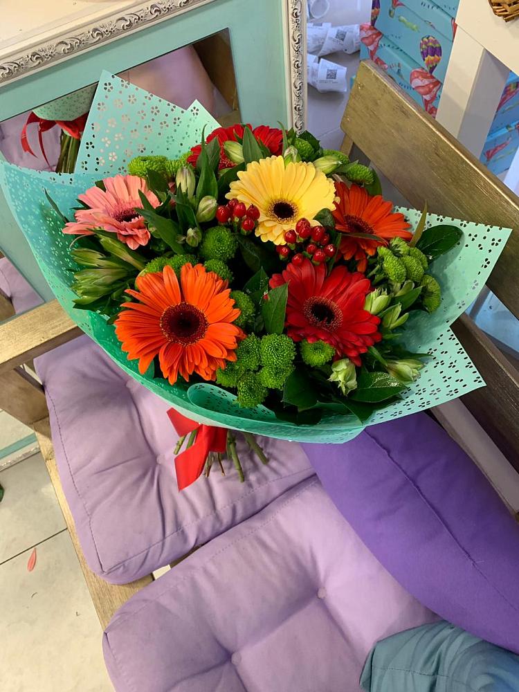 Букет цветов из: Герберы, Хризантемы и Альстромерии в Галюгаевской