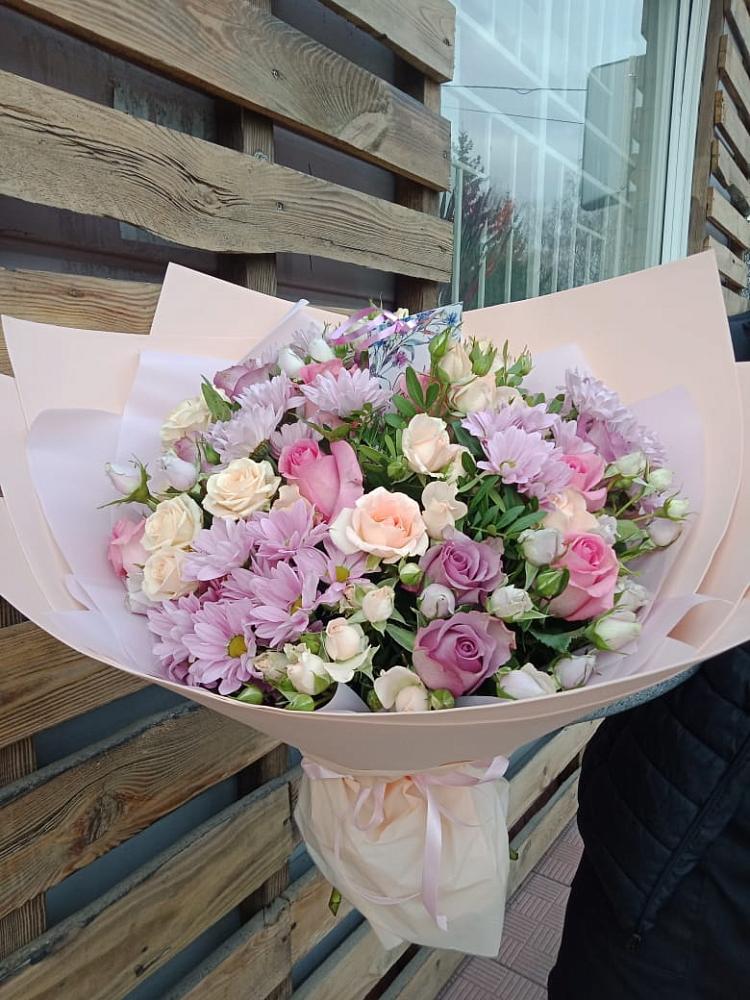 Букет цветов из: Розы и Хризантемы в Галюгаевской