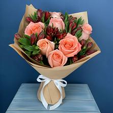 Букет цветов из:  Розы и Альстромерии в Галюгаевской