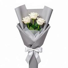 Букет 3 белые розы #REPLACE_PRED# Галюгаевской