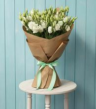 Букет цветов из:  Лизиантусы в Галюгаевской