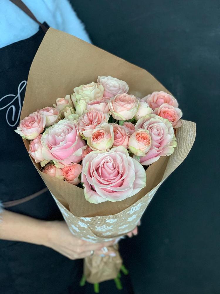 Букет цветов из: Хризантемы и Розы в Галюгаевской