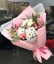 Букет цветов из:  Розы, Лизиантусы и Хризантемы в Галюгаевской