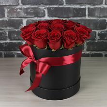 Цветочная композиция из Розы в шляпной коробке в Галюгаевской