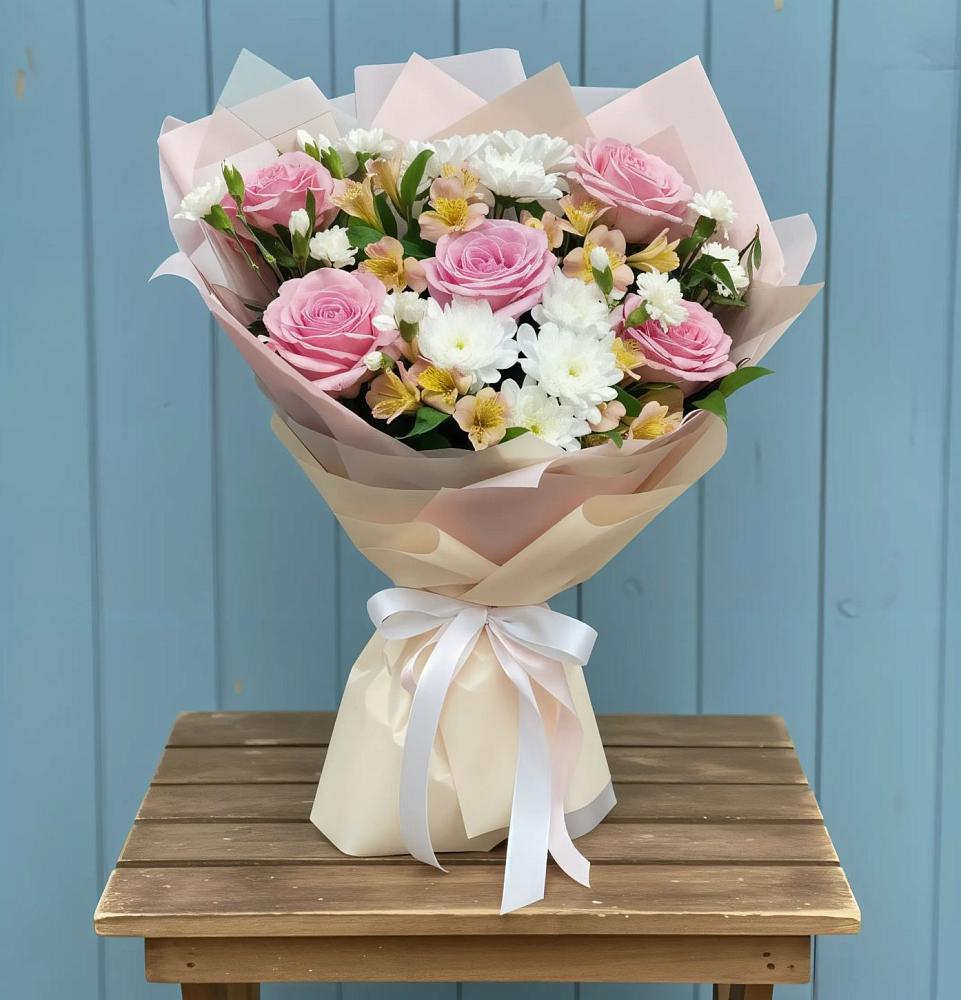 Букет цветов из: Гвоздики, Орхидеи и Розы в Галюгаевской