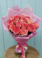 Букет 15 Розовых роз Равель в Галюгаевской