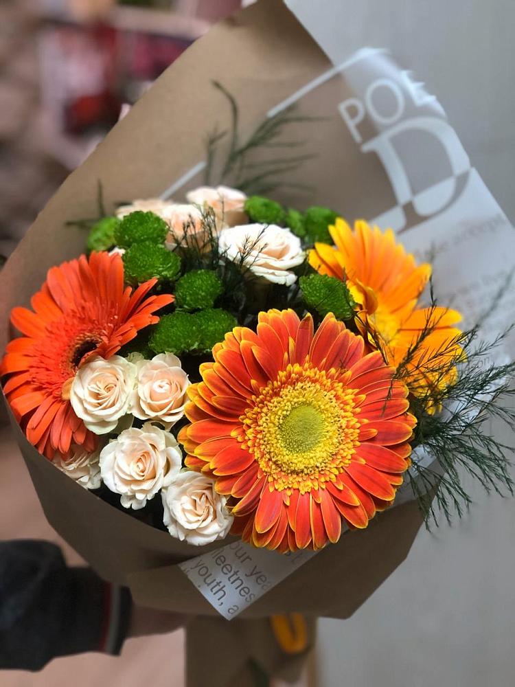 Букет цветов из: Герберы, Хризантемы и Розы в Галюгаевской