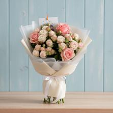Букет цветов из:  Розы в Галюгаевской