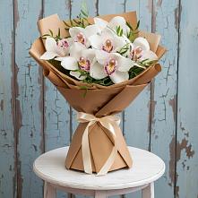 Букет цветов из:  Орхидеи и Розы #REPLACE_PRED# Галюгаевской
