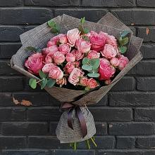 Букет цветов из:  Розы в Галюгаевской