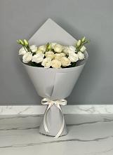 Букет цветов из:  Розы и Лизиантусы в Галюгаевской